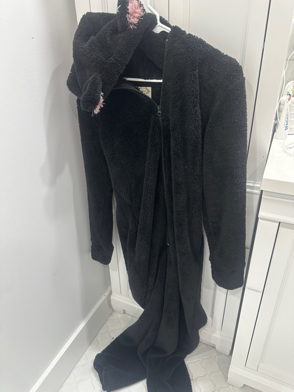 Cozy Black Plush Hooded Women's Jacket